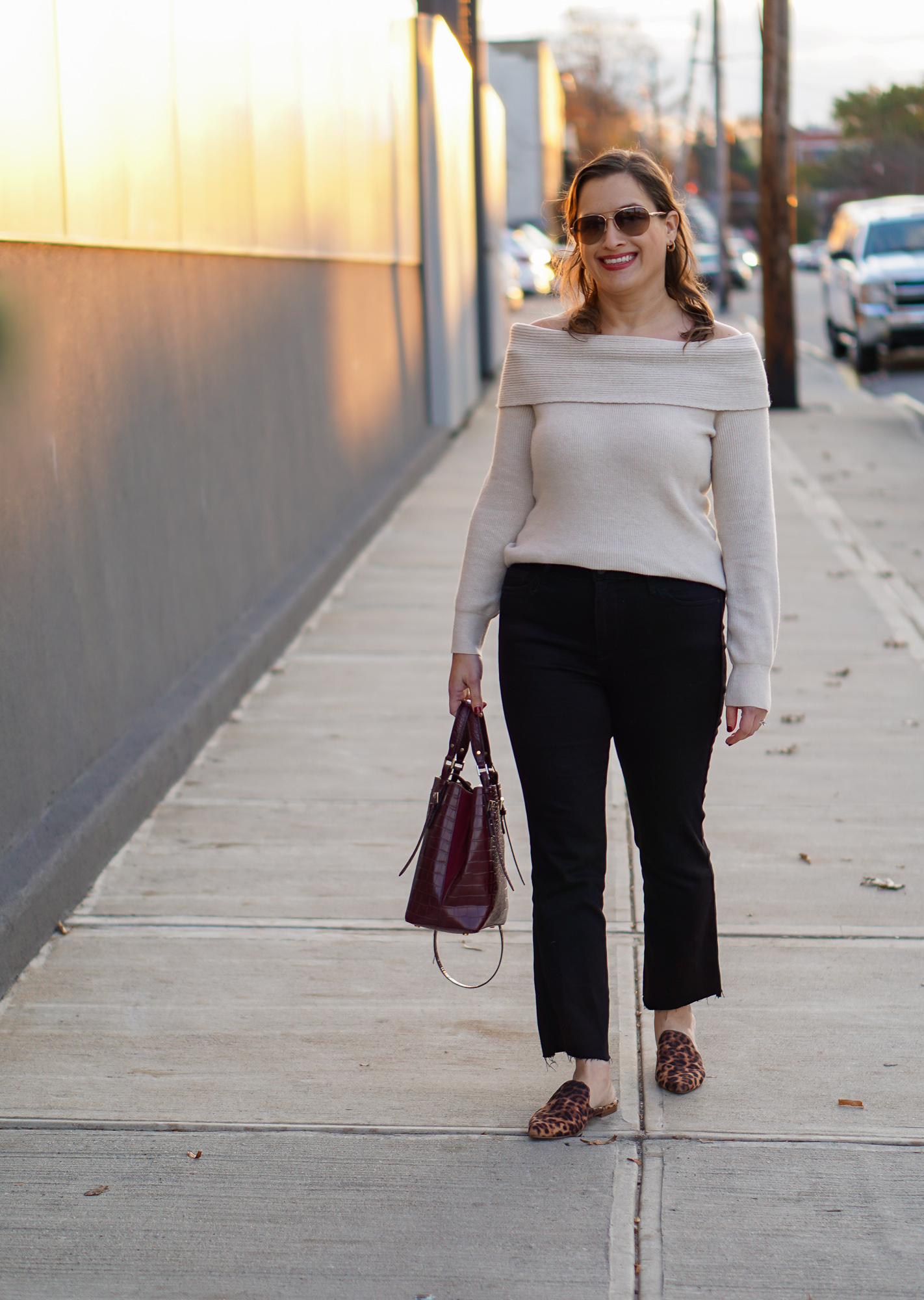Off shoulder sweater and jeans